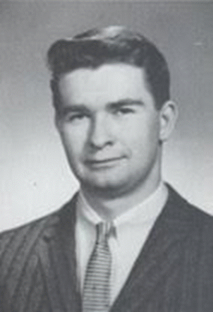 A person in a suit and tie

AI-generated content may be incorrect.